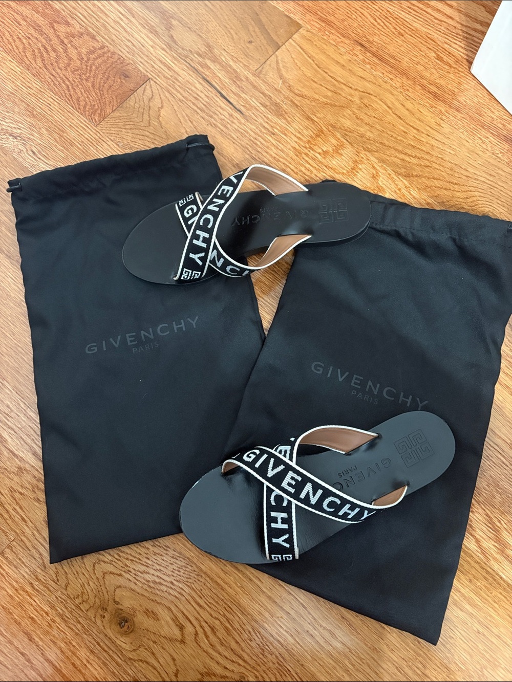 Givenchy Sandals with box and dust bags